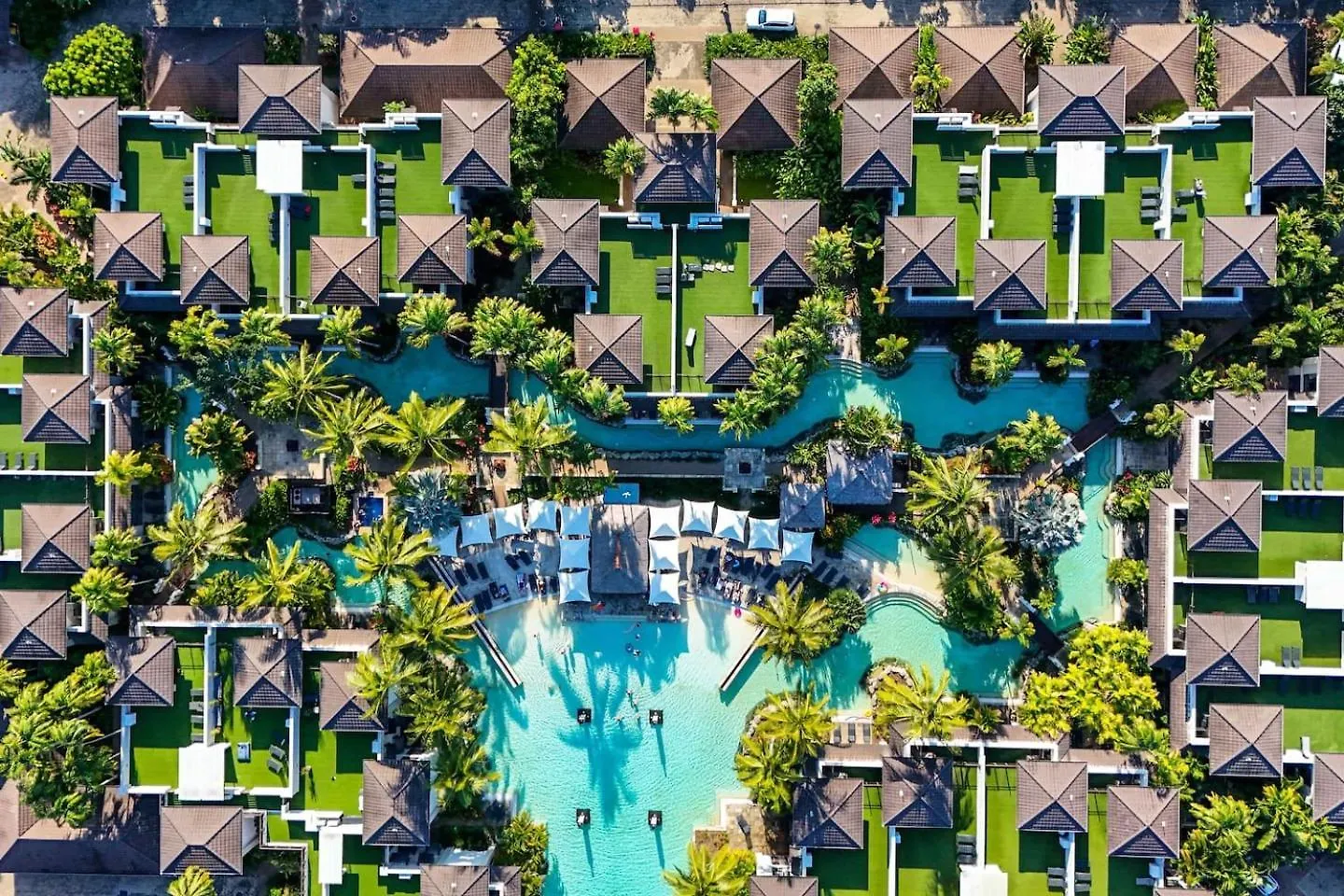 'Resort Swim-Out' Sunshine, Sand, And Poolside Serenity Craiglie Avustralya